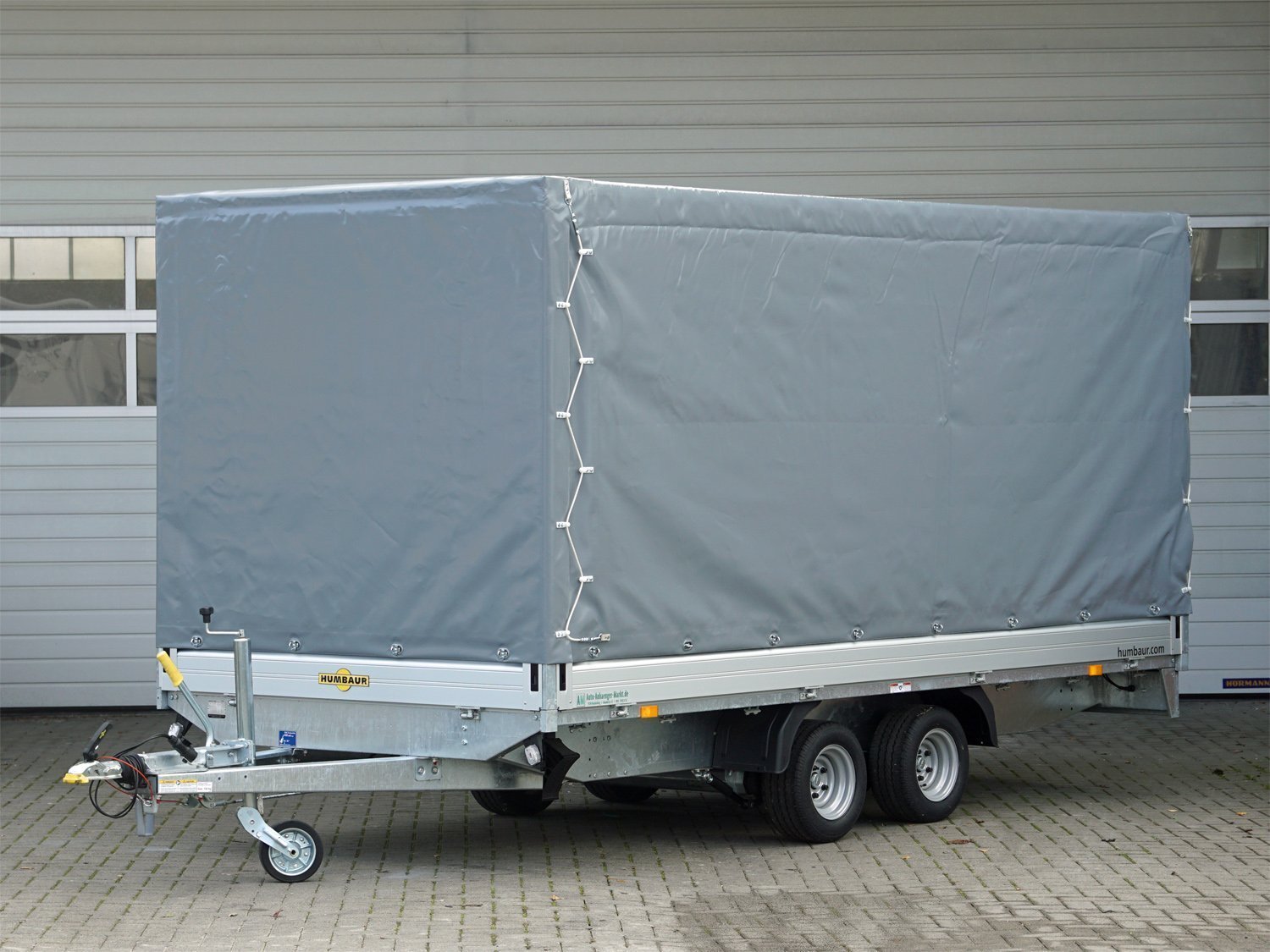 df94f143522b2d50517e433d0b82745c.jpg Humbaur HN254118 Sonderpreis Planenaufbau 1800 mm – Bild 1